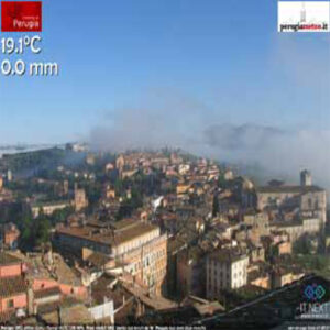Uno screenshot del 1 agosto 2014 ore 7.45, della web cam posta al centro storico di Perugia